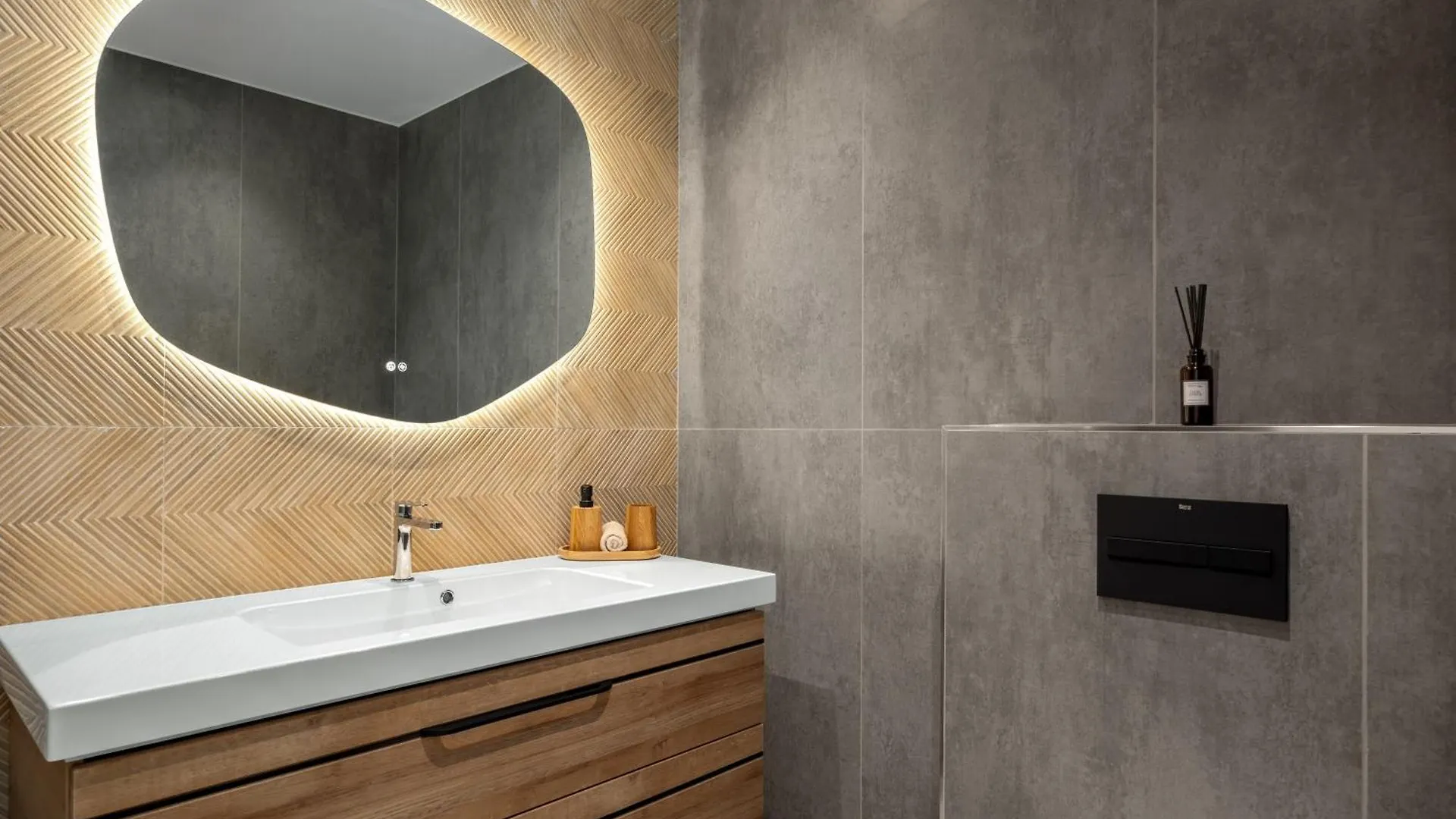 Stylish Apartment With Pool エステポナ スペイン